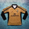 reversible-manchester-retro-jersey